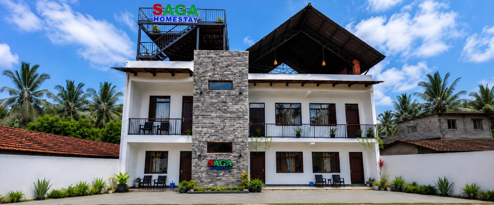 Saga Homestay building exterior, daytime