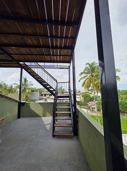 Rooftop viewpoint at Saga Homestay